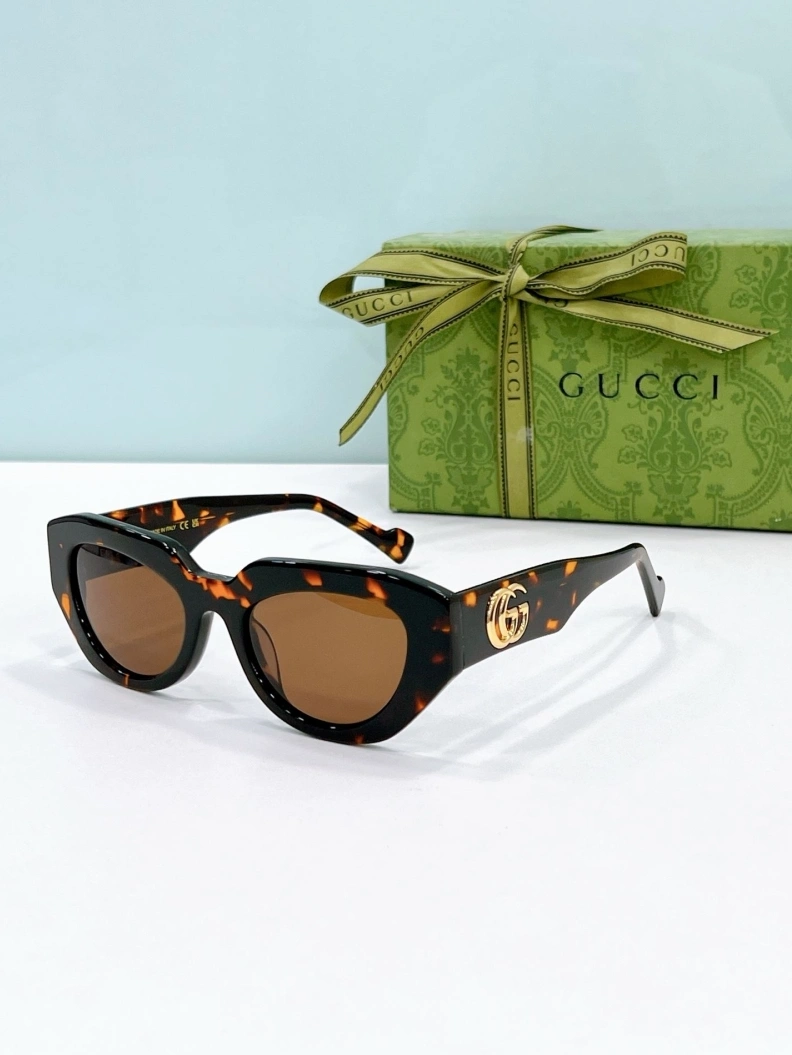 Comfortable Gxccx Sunglasses 252225