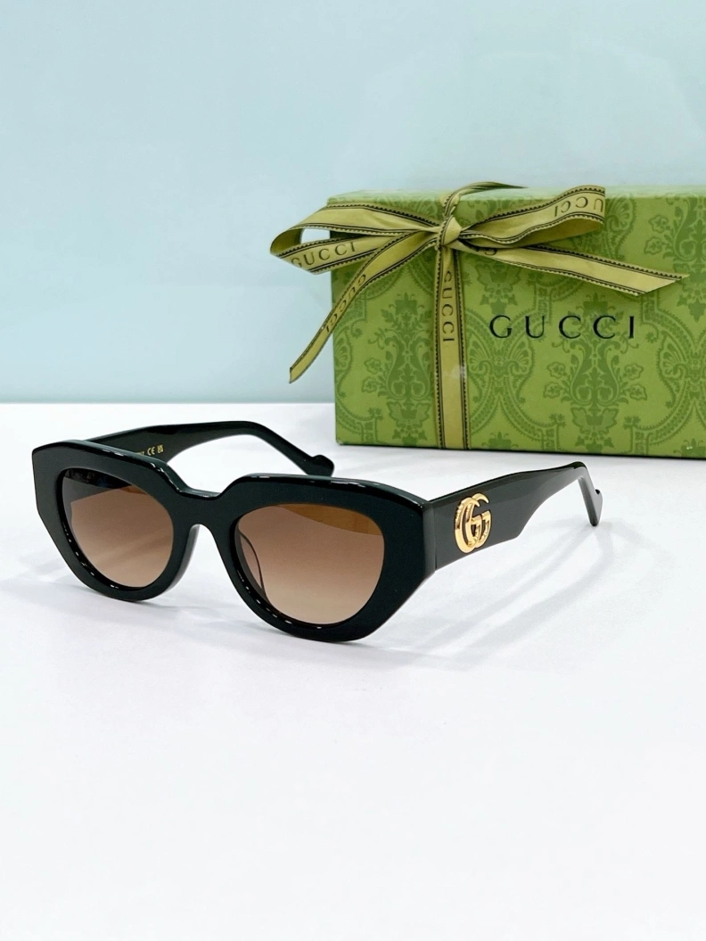 Comfortable Gxccx Sunglasses 252225