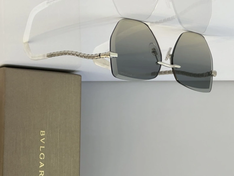 ModernLook Othxr Sunglasses 254342