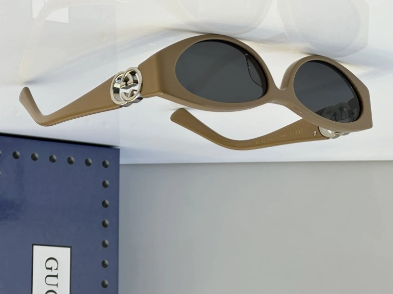Gxccx Sunglasses EyeCatching 252233