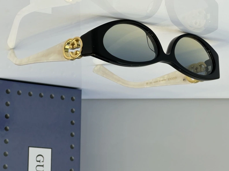 Gxccx Sunglasses EyeCatching 252233