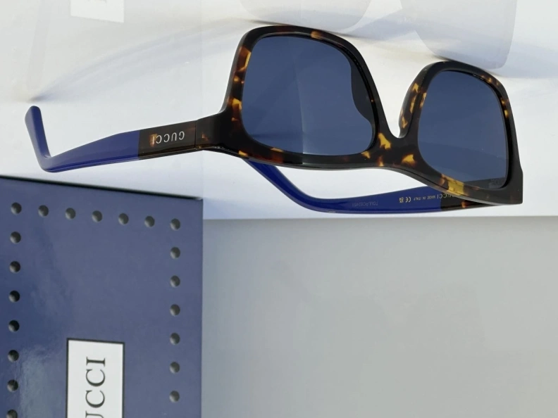 Unique Gxccx Sunglasses 252223