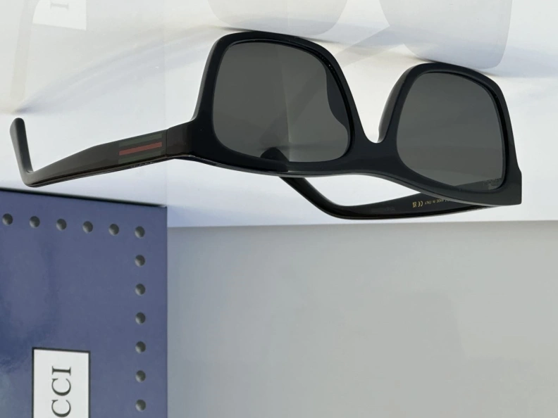 Unique Gxccx Sunglasses 252223
