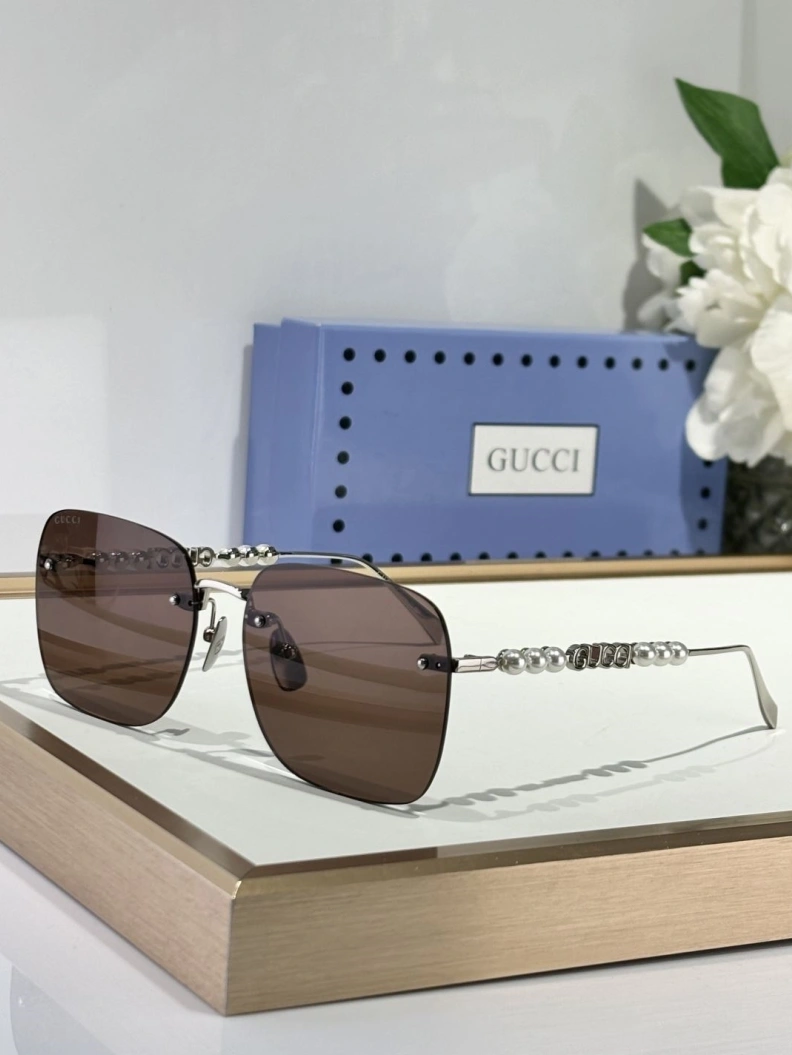 Resilient Gxccx Sunglasses 252231