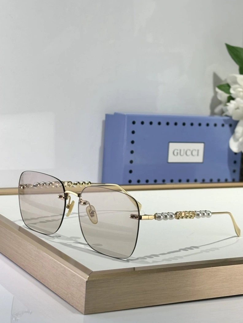 Resilient Gxccx Sunglasses 252231