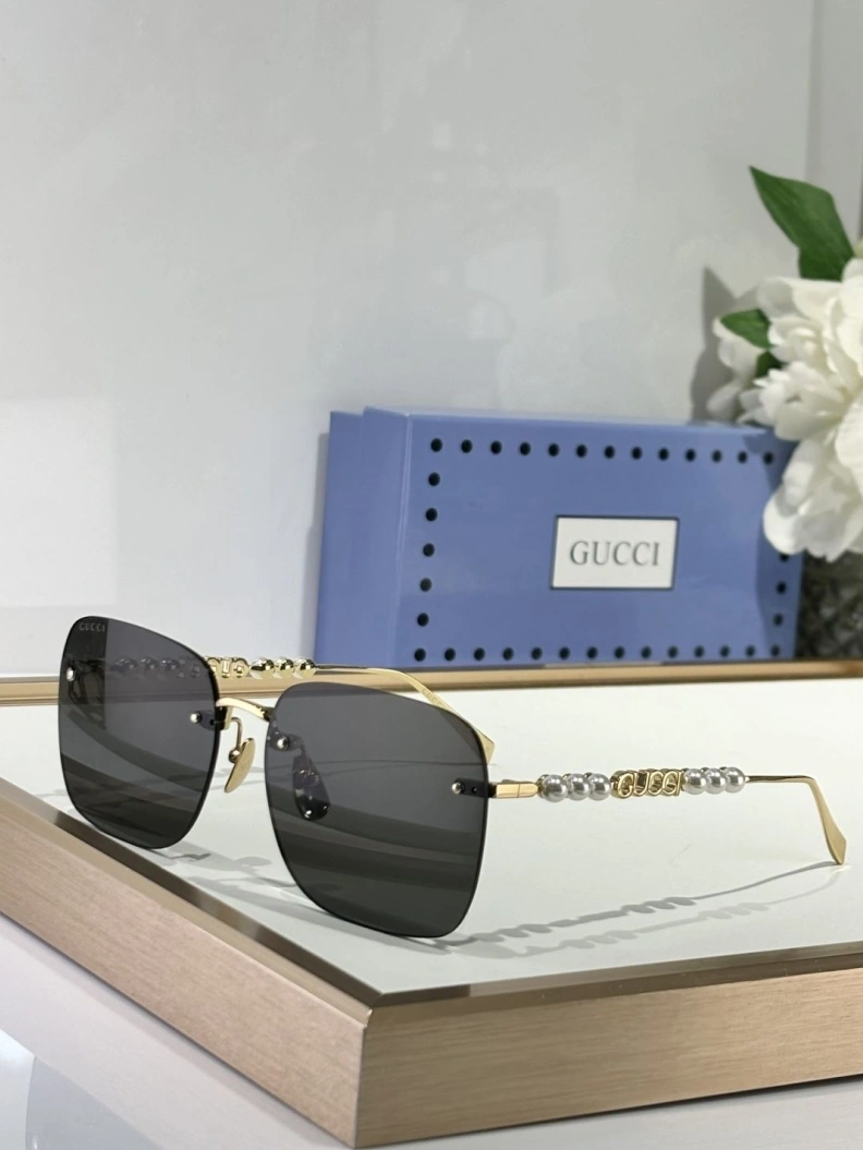 Resilient Gxccx Sunglasses 252231