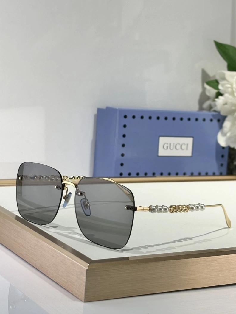 Resilient Gxccx Sunglasses 252231