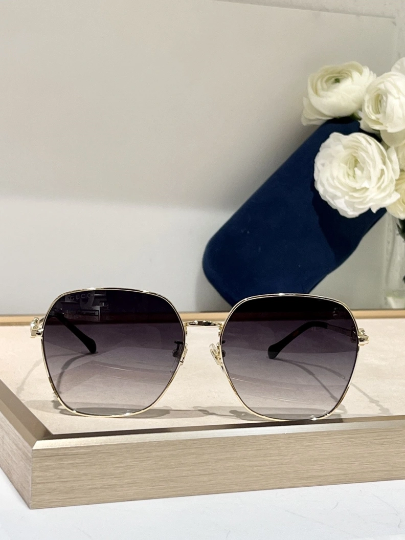 Gxccx Sunglasses Vibrant 252214