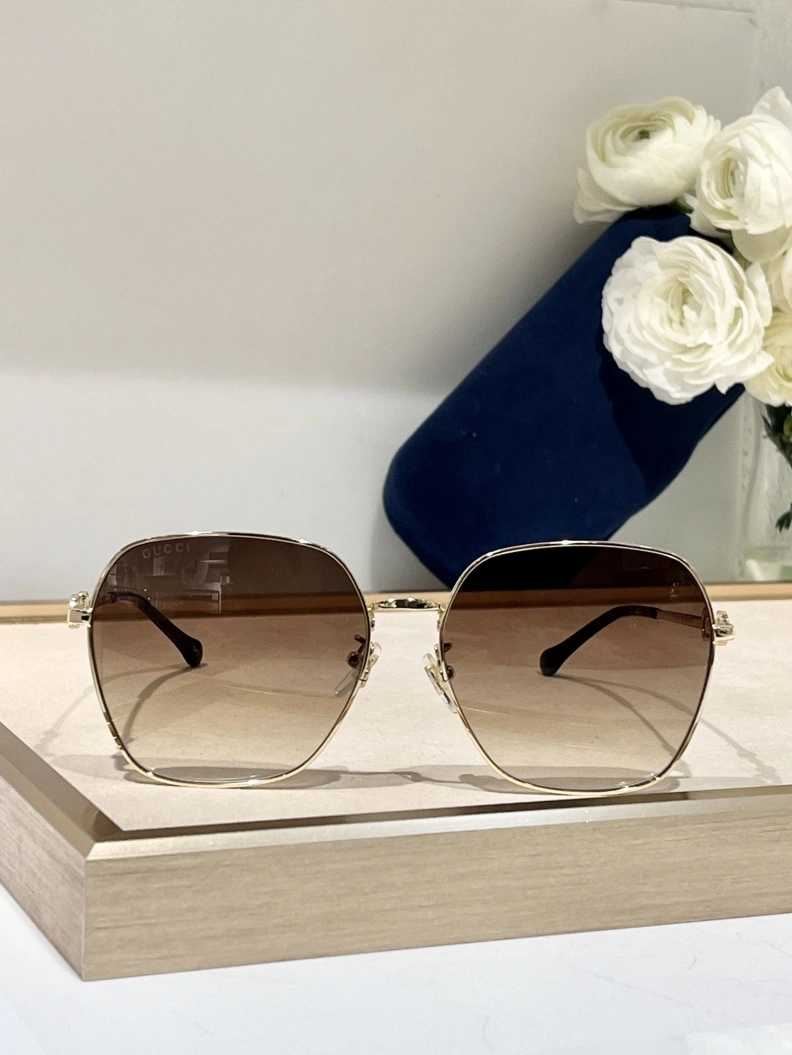 Gxccx Sunglasses Vibrant 252214