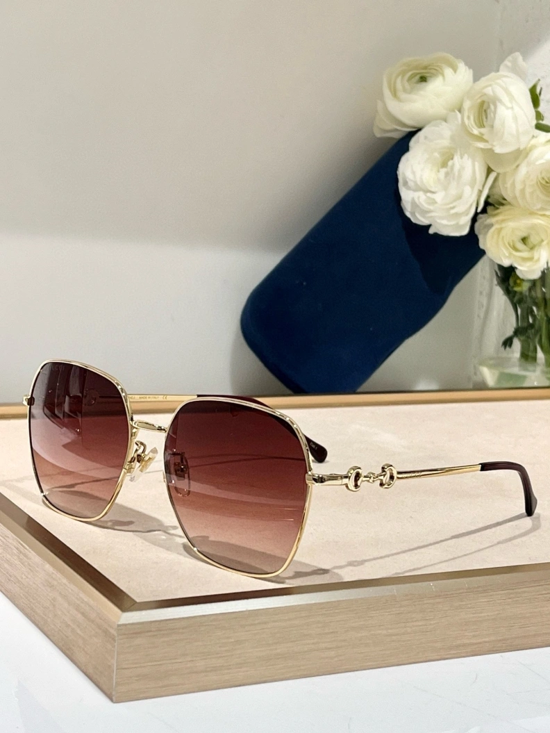Gxccx Sunglasses Vibrant 252214