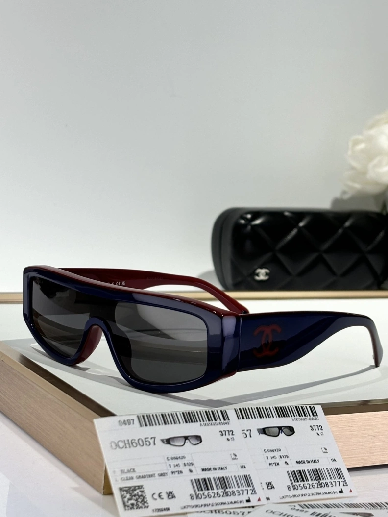 WellDesigned Chxnxl Sunglasses 250985