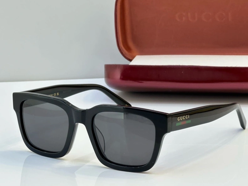 Compact Gxccx Sunglasses 252208