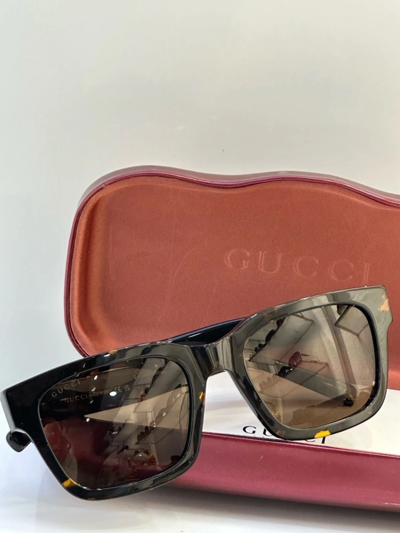 Compact Gxccx Sunglasses 252208