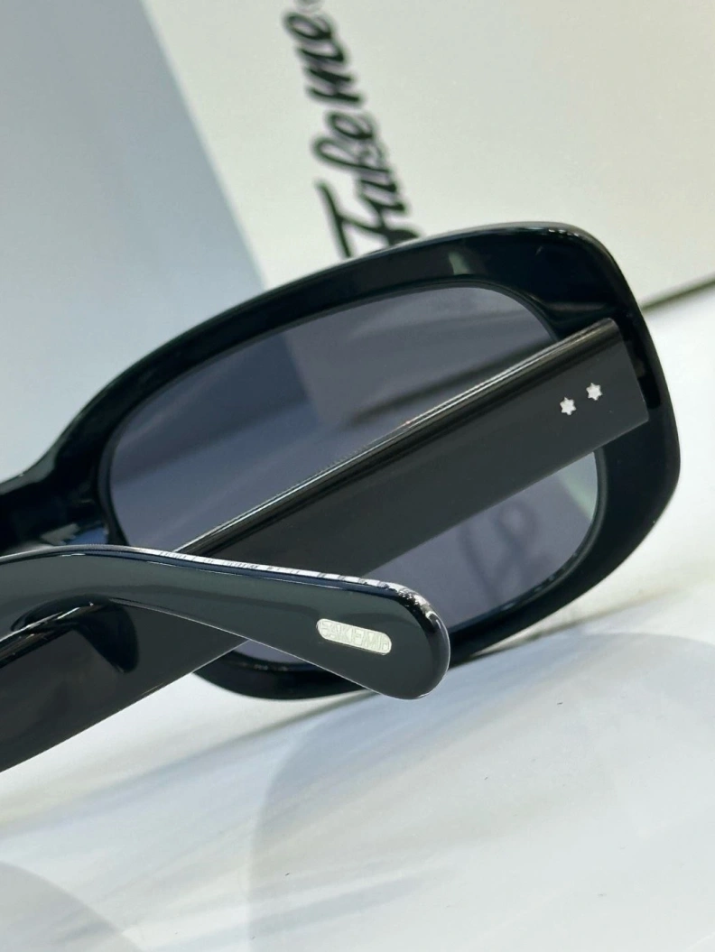 Modern Othxr Sunglasses 254304
