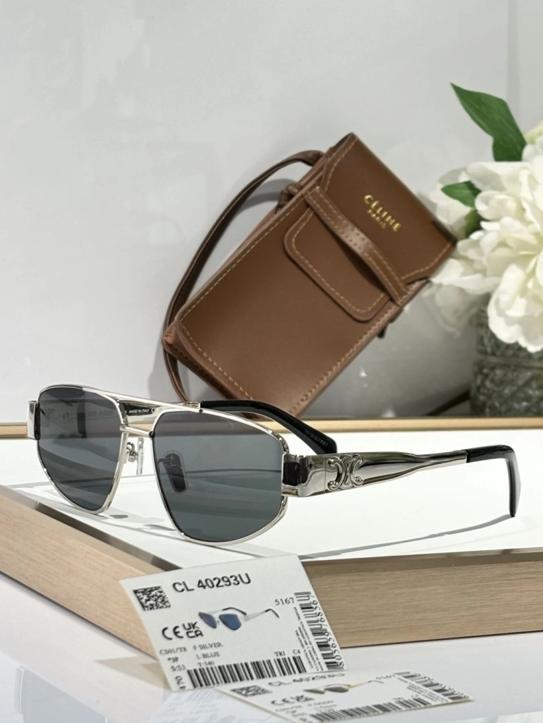 Othxr Sunglasses Sophisticated 254290