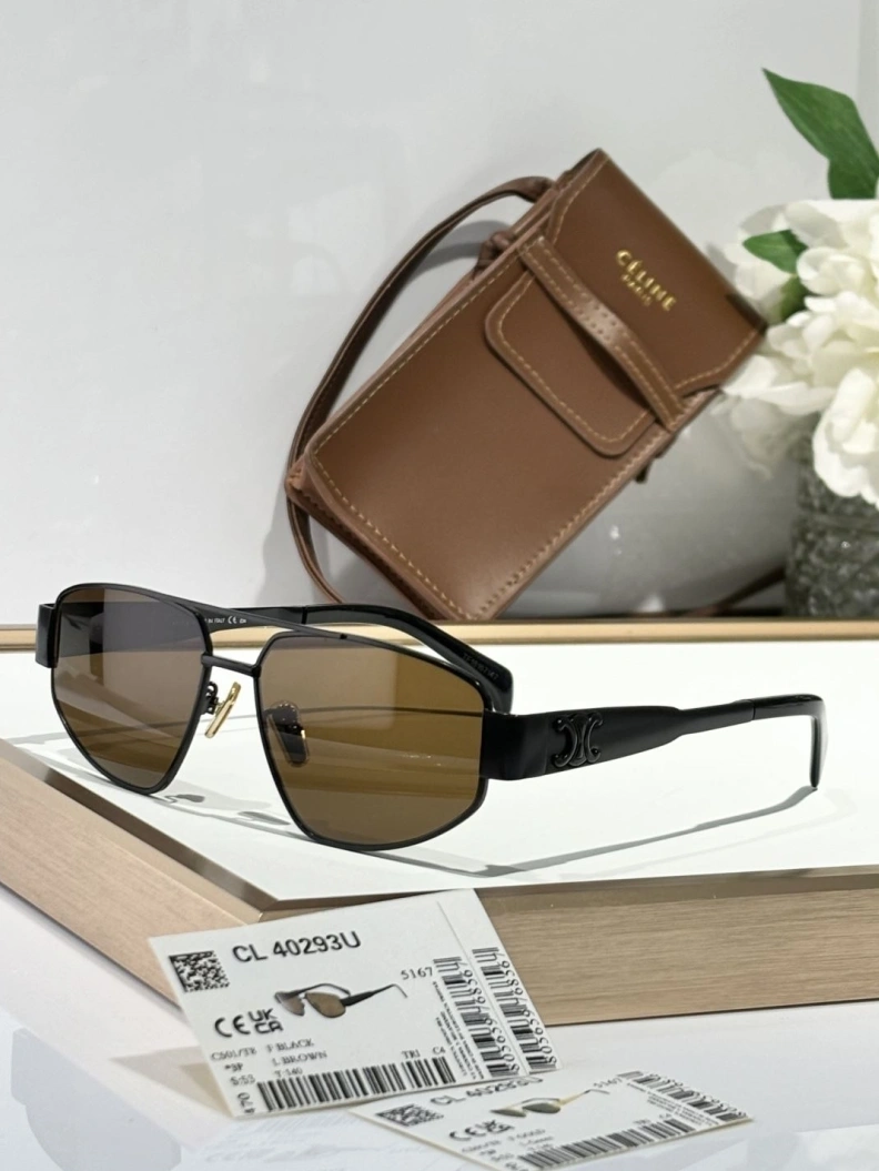 Othxr Sunglasses Sophisticated 254290