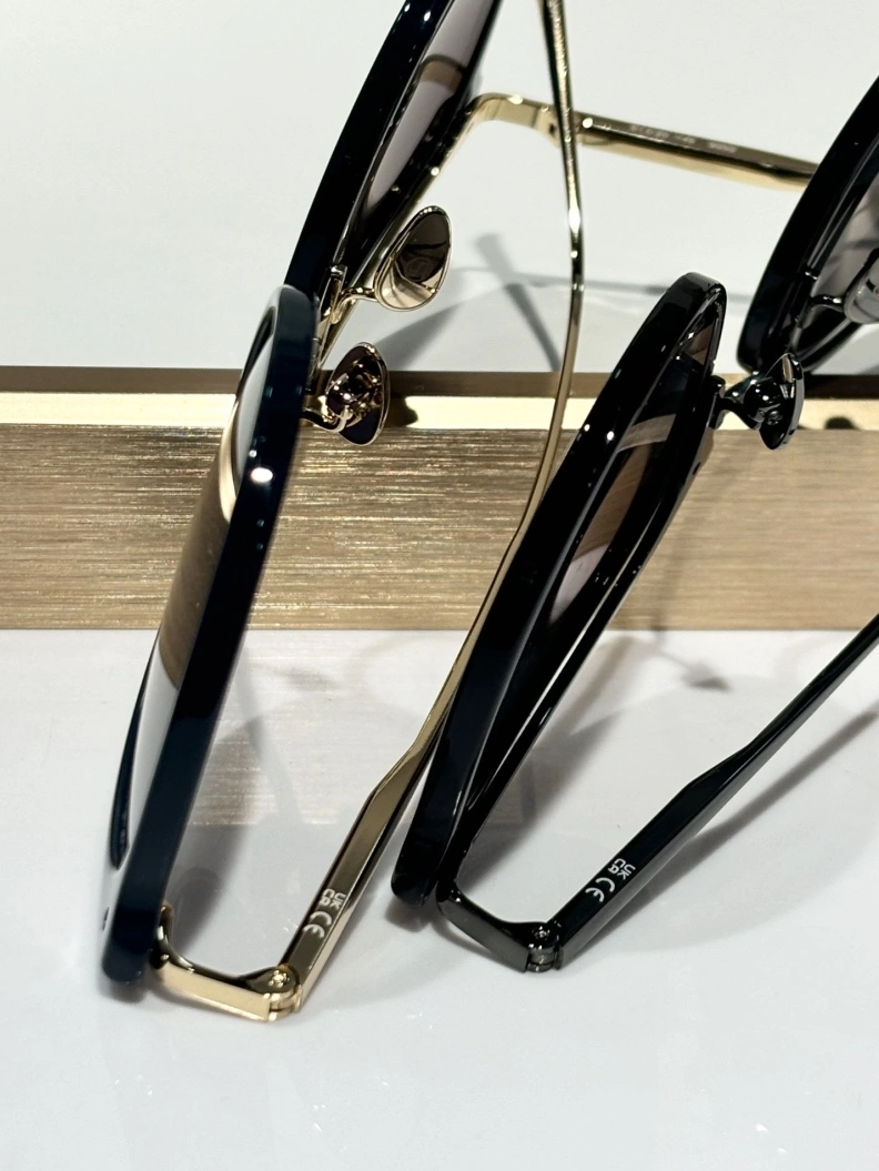 Othxr Sunglasses Sleek 254283