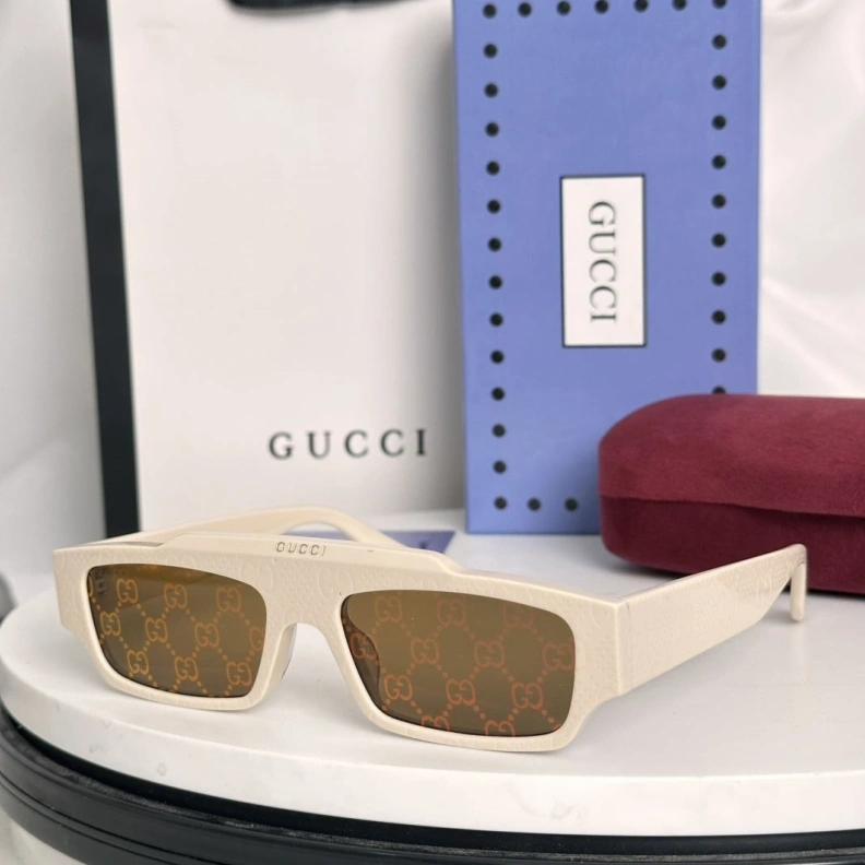 Gxccx Sunglasses Bright 252200