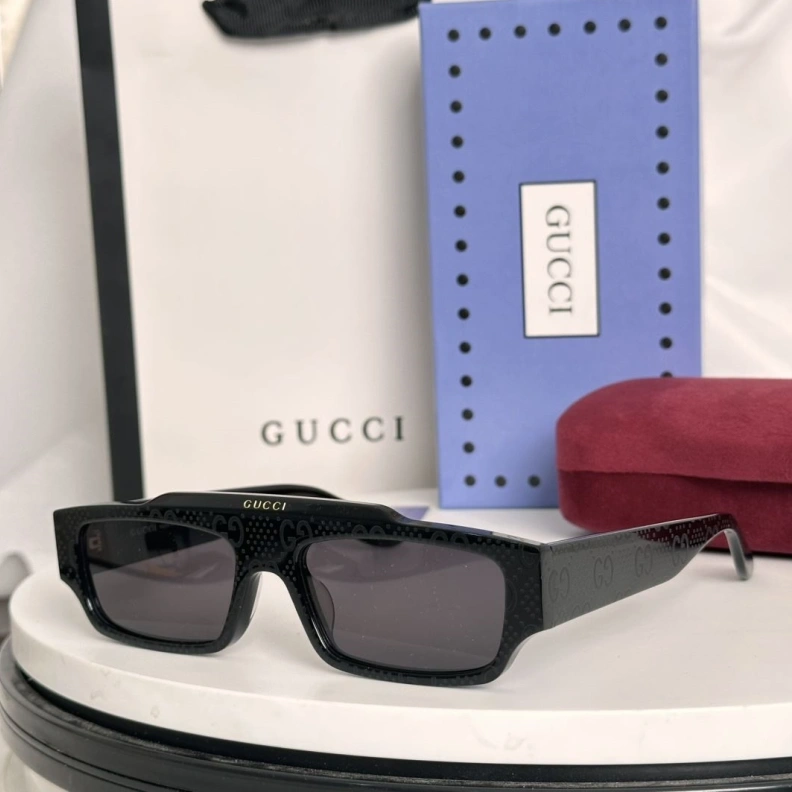 Gxccx Sunglasses Bright 252200