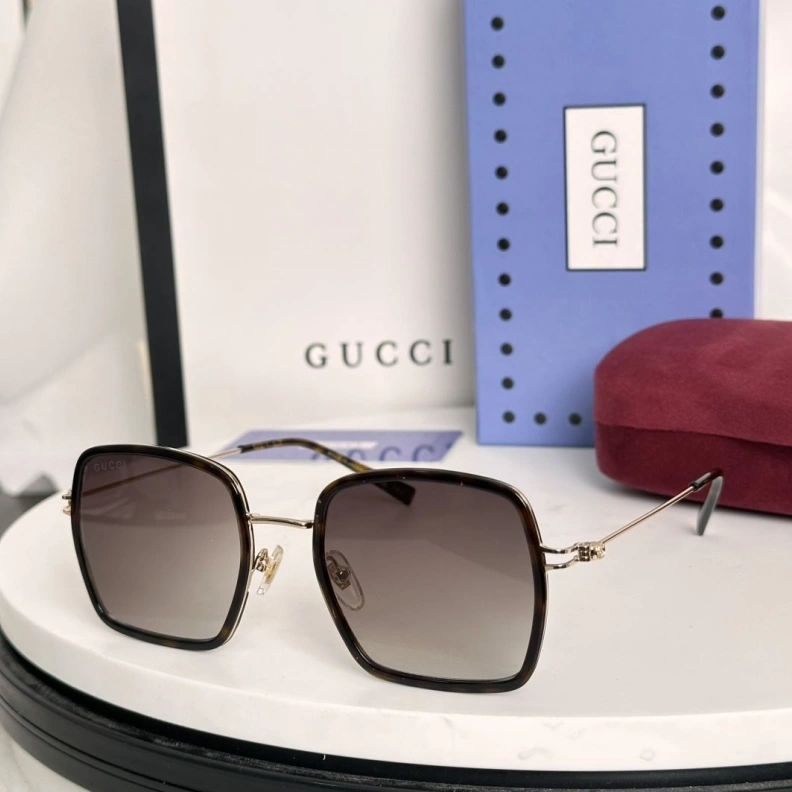 Versatile Gxccx Sunglasses 252198