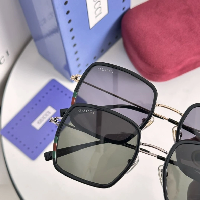Versatile Gxccx Sunglasses 252198