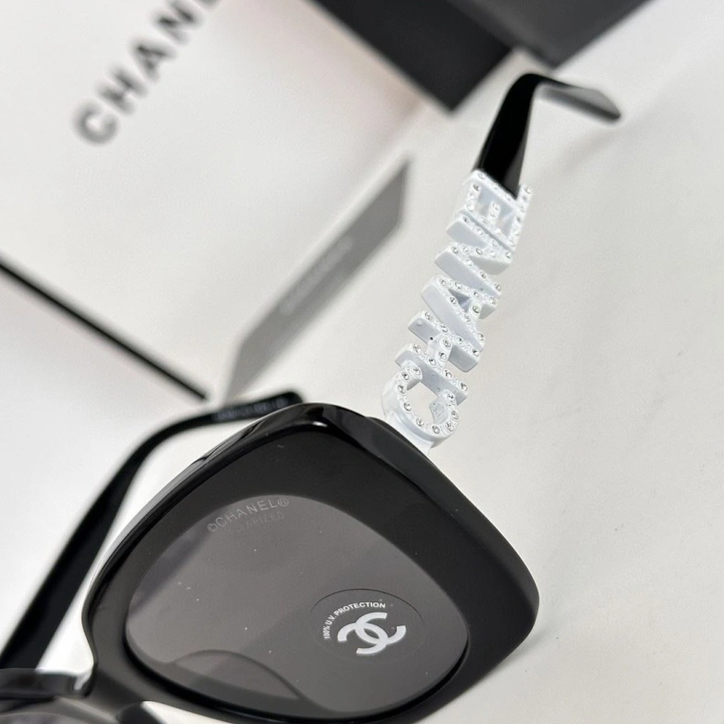 Chxnxl Sunglasses ModernLook 250976