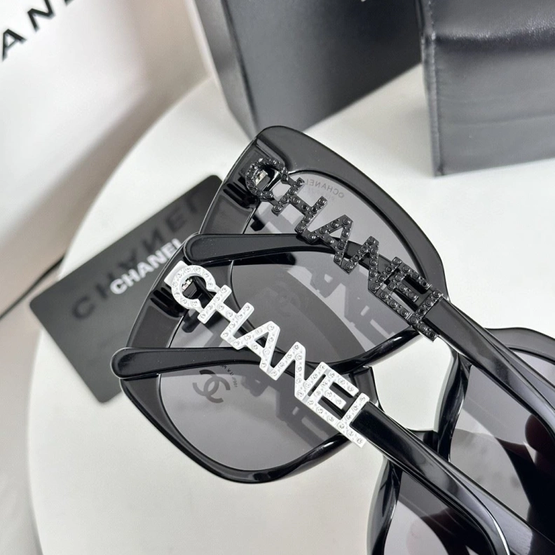 Chxnxl Sunglasses ModernLook 250976