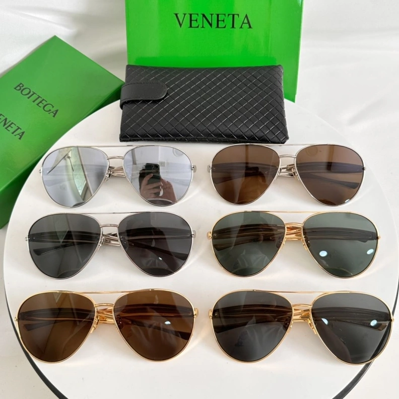 Classic Bxttxga Vxnxta Sunglasses 250096