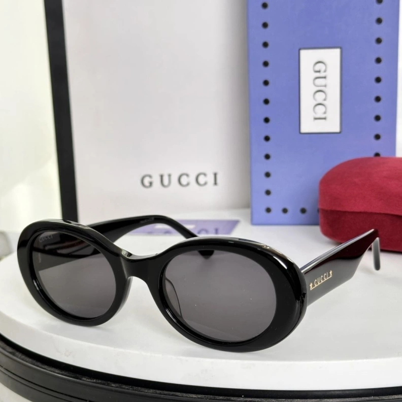 Bold Gxccx Sunglasses 252203