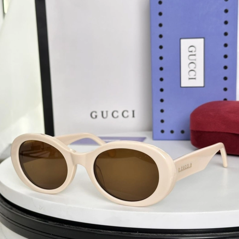 Bold Gxccx Sunglasses 252203