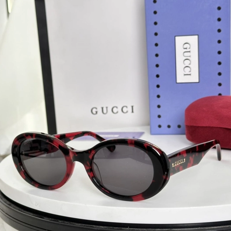 Bold Gxccx Sunglasses 252203