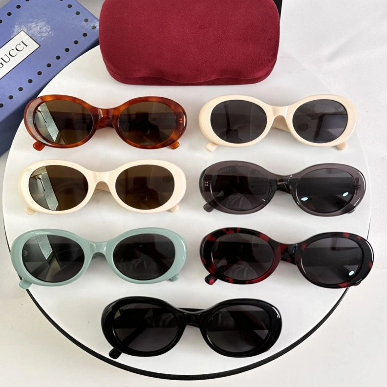 Bold Gxccx Sunglasses 252203