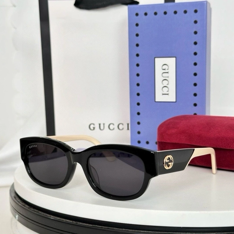 Gxccx Sunglasses Minimalist 252173