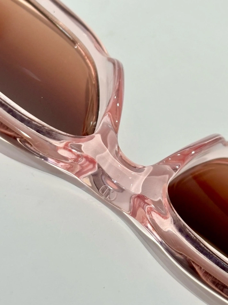 Othxr Sunglasses Elegant 254235