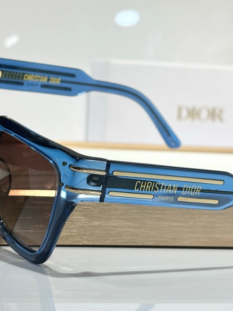 EyeCatching Othxr Sunglasses 254230