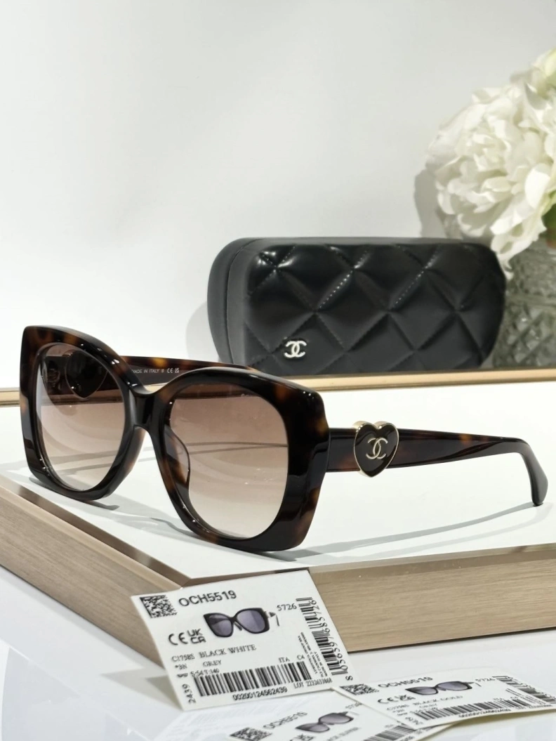 Sleek Chxnxl Sunglasses 250955