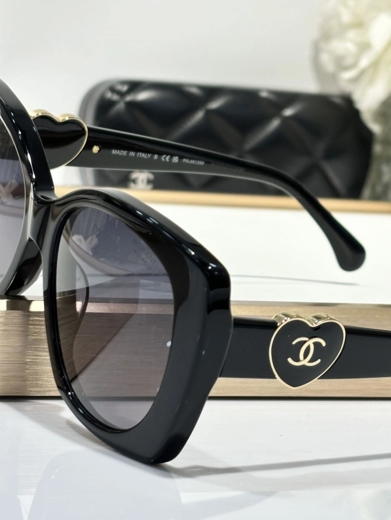 Sleek Chxnxl Sunglasses 250955