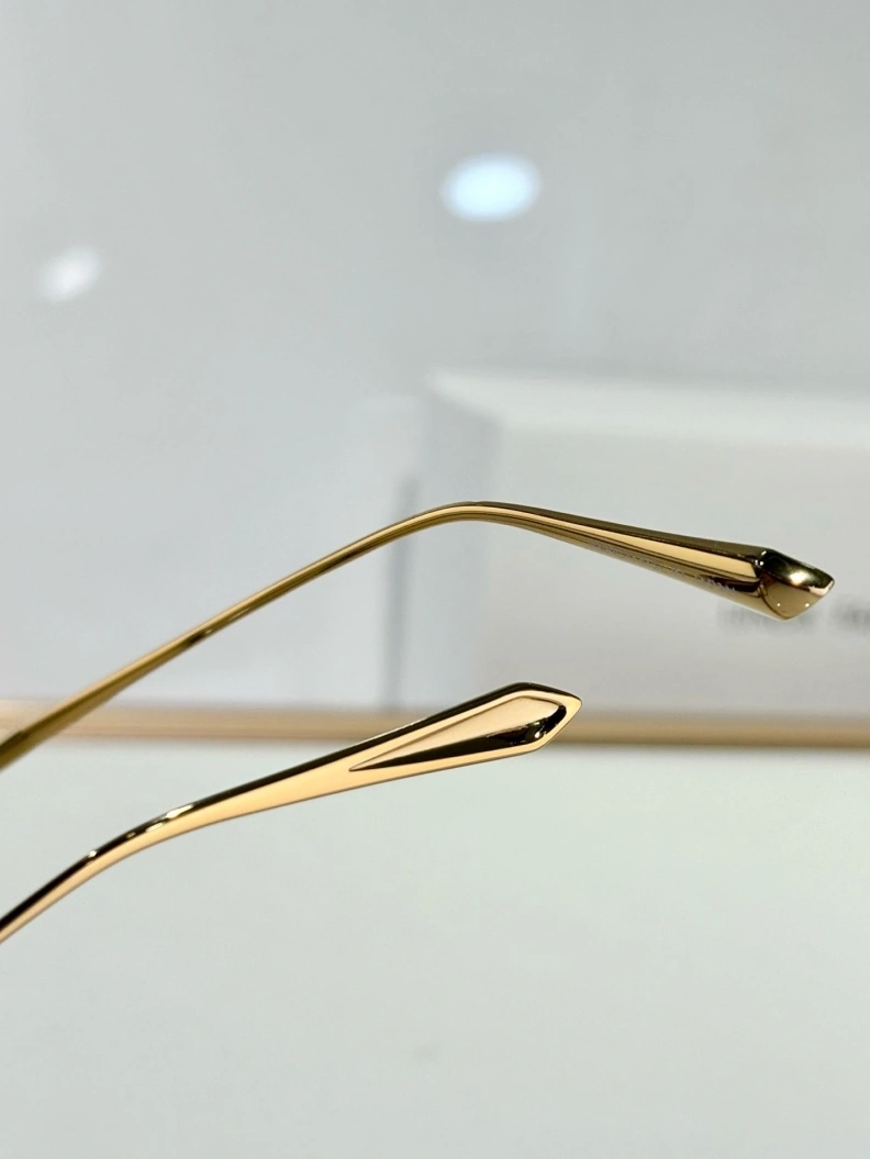 Elegant Othxr Sunglasses 254217