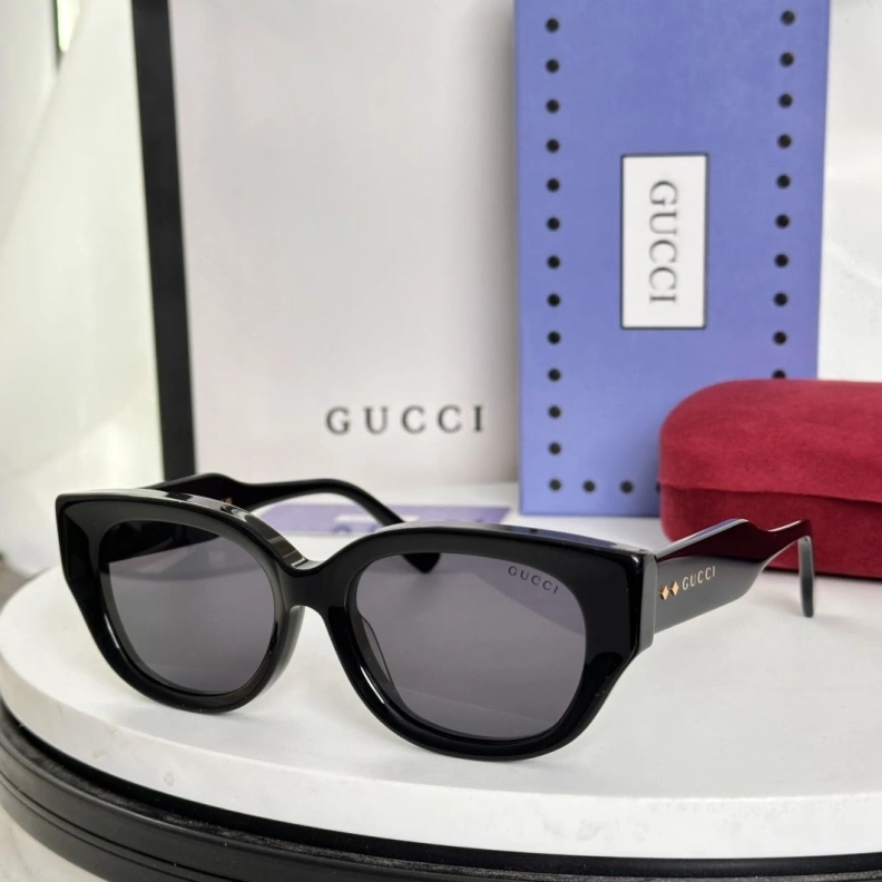 Reliable Gxccx Sunglasses 252163