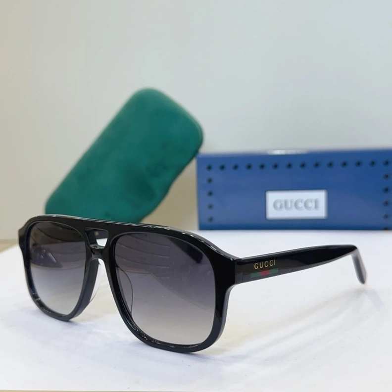 Resilient Gxccx Sunglasses 252162