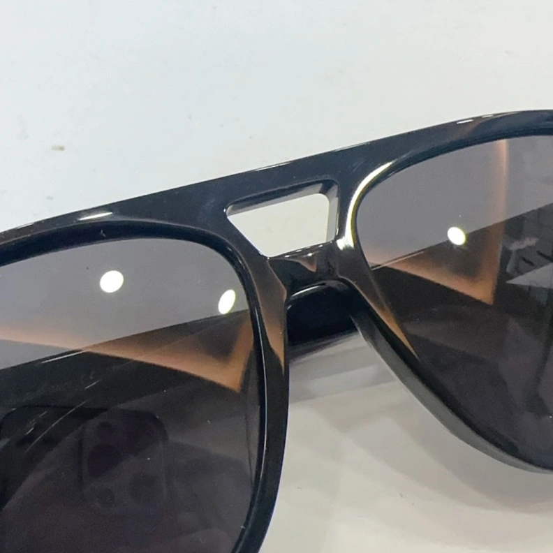 Resilient Gxccx Sunglasses 252162