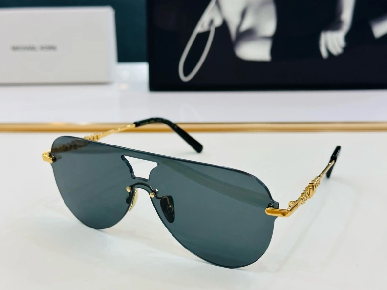 Othxr Sunglasses Sophisticated 254211