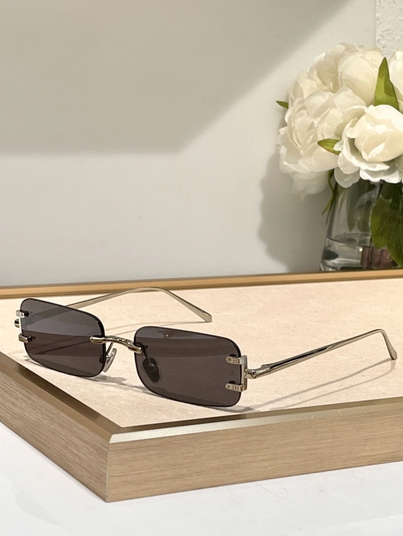 Othxr Sunglasses Trendy 254208