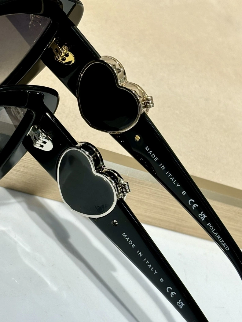 Minimalist Chxnxl Sunglasses 250931