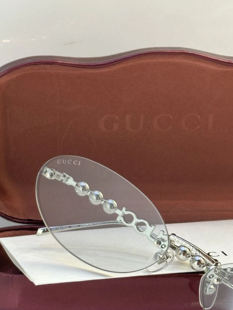 Trendsetting Gxccx Sunglasses 252140