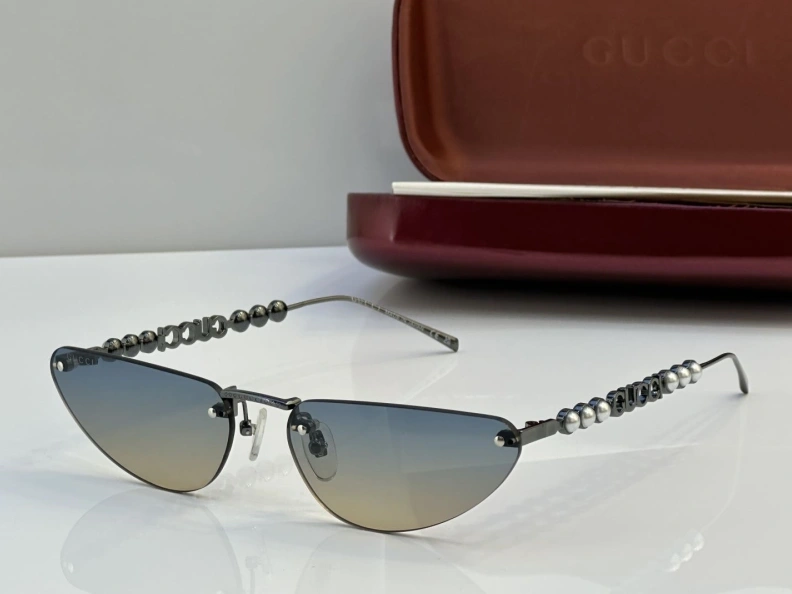 Comfortable Gxccx Sunglasses 252149