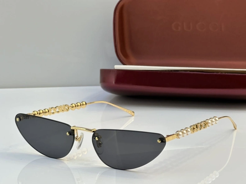Comfortable Gxccx Sunglasses 252149