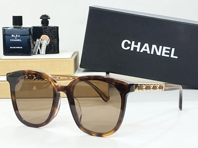 Versatile Chxnxl Sunglasses 250939