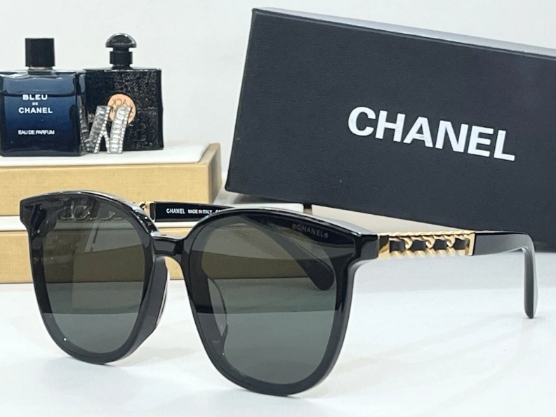 Versatile Chxnxl Sunglasses 250939