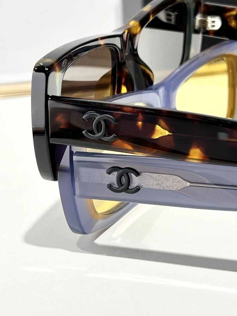 Fashionable Chxnxl Sunglasses 250912